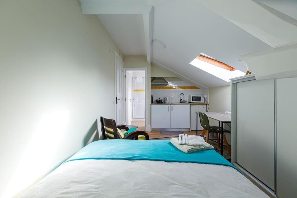 Sky Accommodations Barcelona Studio Coimbra Esterno foto