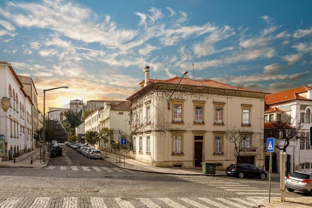 Sky Accommodations Barcelona Studio Coimbra Esterno foto